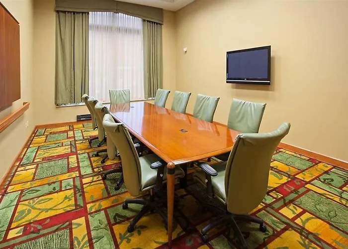 Hotel Hampton & Downtown Pittsburgh