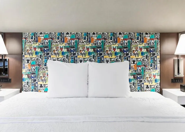 Hotel Hampton & Downtown Pittsburgh