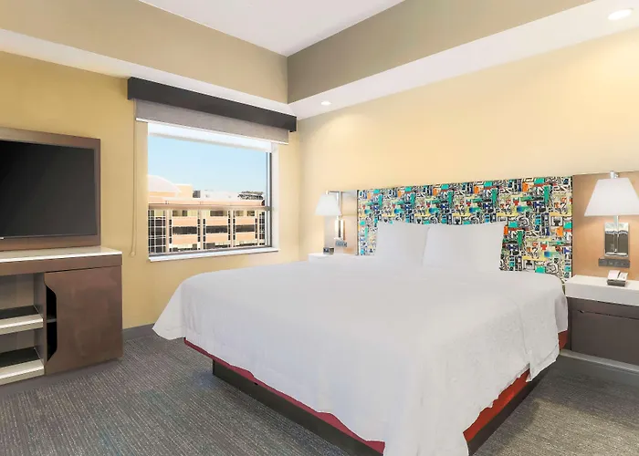Hotel Hampton & Downtown 3*