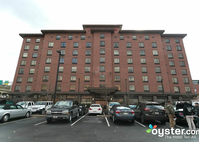 Hotel Hampton & Downtown 3*