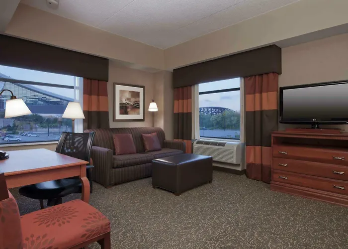 Hampton & Downtown Hotel Pittsburgh